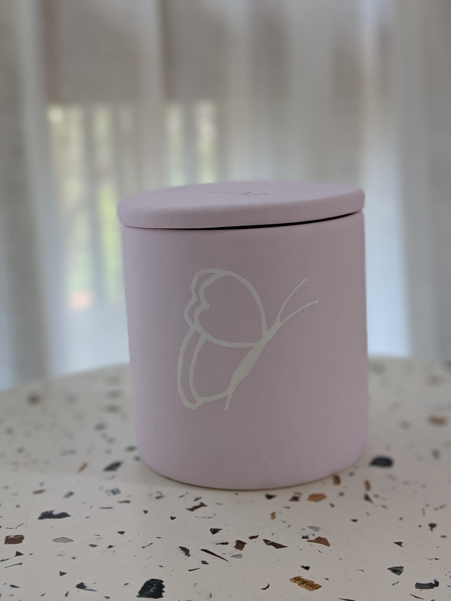 Lilac urn